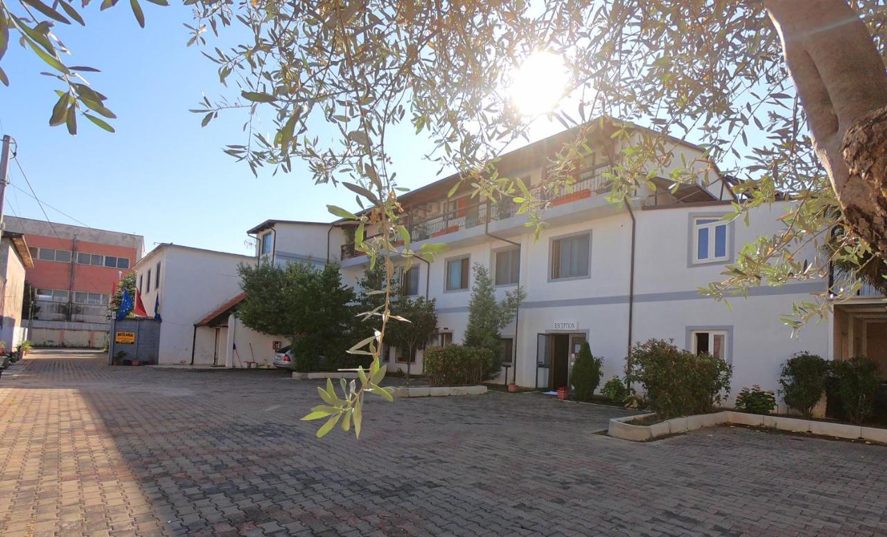 Hotel Bicaj Shkodra Exterior foto